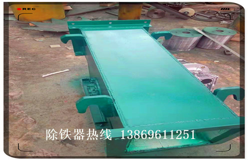 強(qiáng)磁管道漿料除鐵器，山西強(qiáng)磁管道式漿料除鐵器10000高斯_構(gòu)造結(jié)構(gòu)圖_遠(yuǎn)力山西強(qiáng)磁管道式漿料除鐵器10000高斯12000高斯 可定制工作原理_安裝示意圖