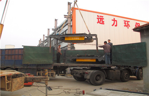 永磁滾筒除鐵器，內蒙古永磁滾筒除鐵器知識參數(shù)_內部磁塊安裝方法_內蒙古永磁滾筒除鐵器型號價格