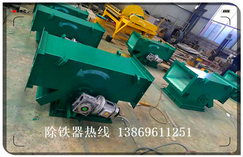 永磁管道除鐵器，永磁管道除鐵器rcyg_遠(yuǎn)力永磁管道除鐵器rcyg12000高斯 可定制工作原理_安裝示意圖